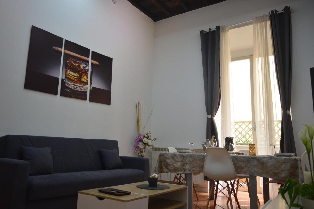 Domus Cavour Apartment Civitavecchia Exterior foto