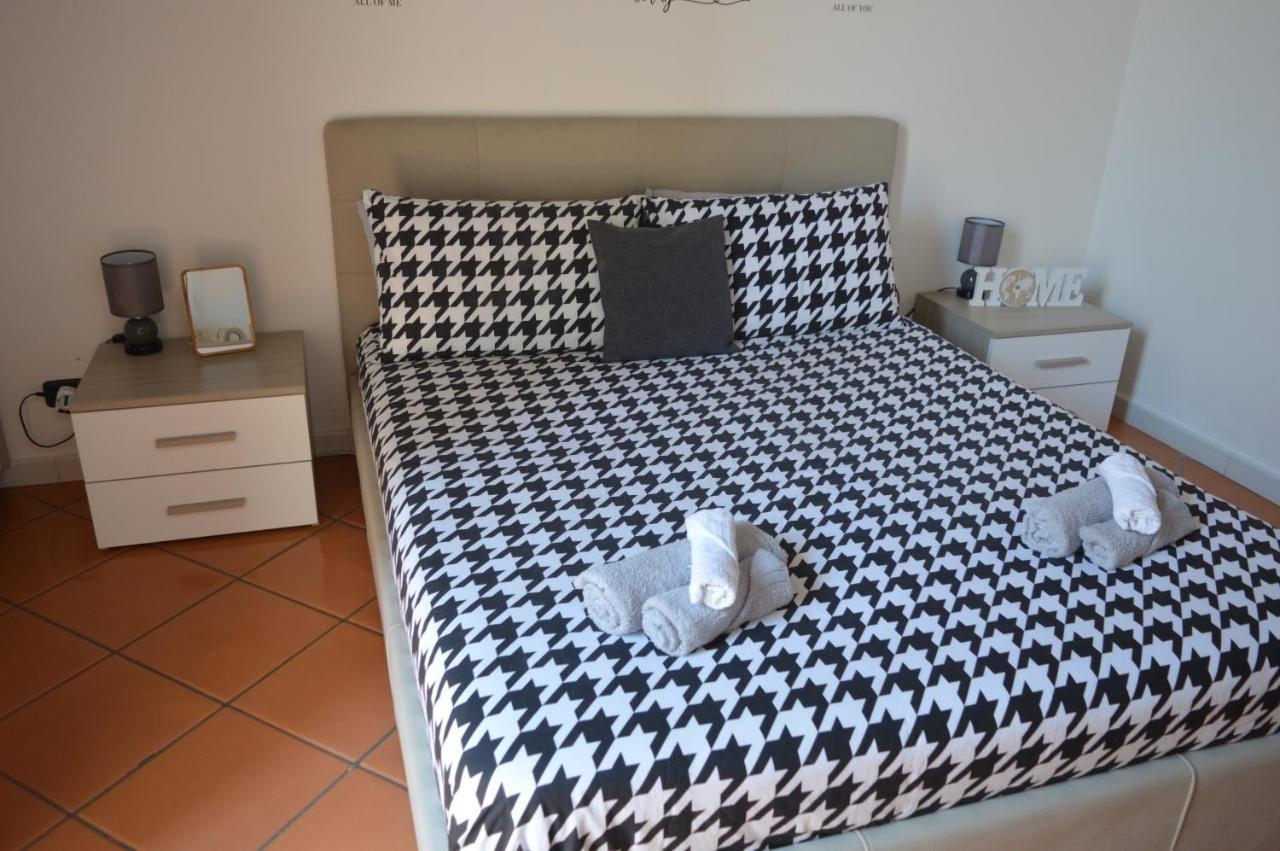 Domus Cavour Apartment Civitavecchia Exterior foto