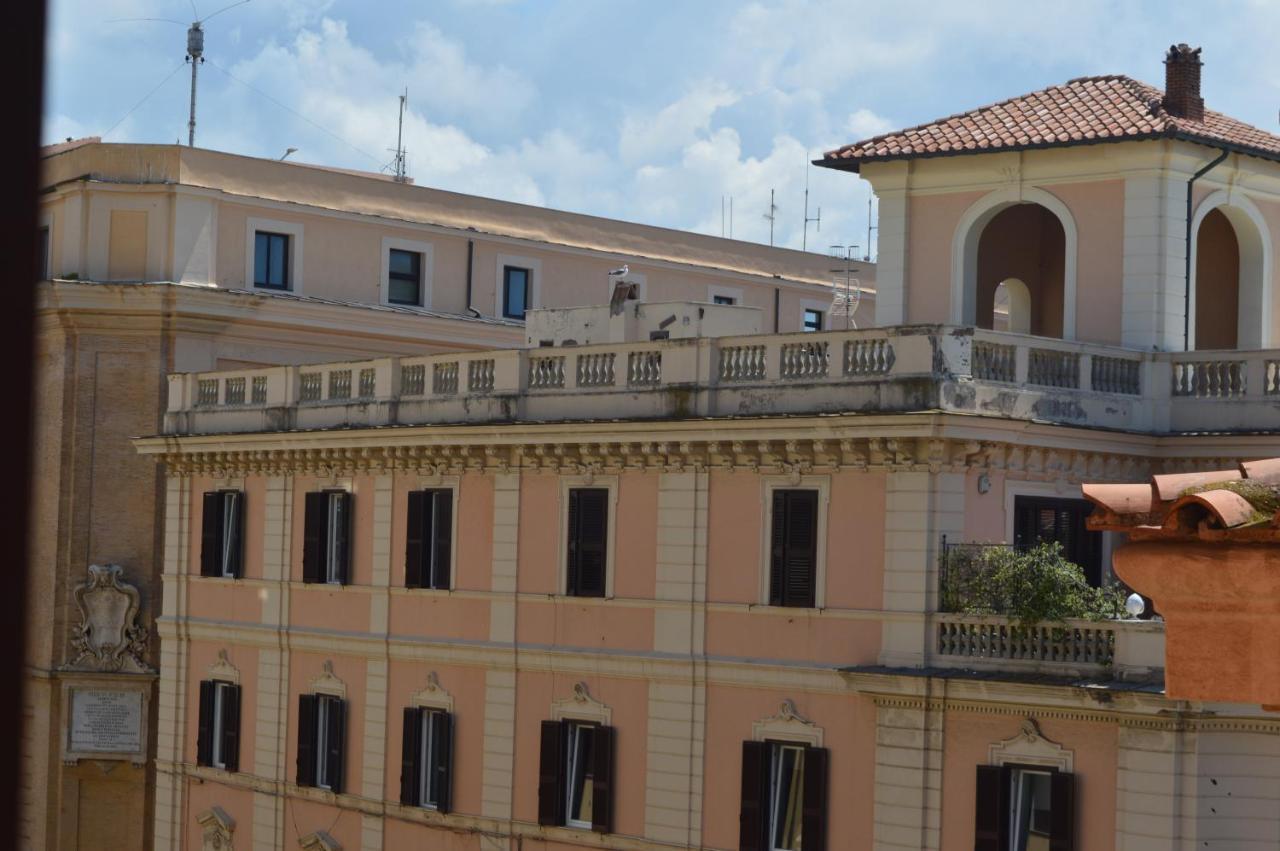 Domus Cavour Apartment Civitavecchia Exterior foto